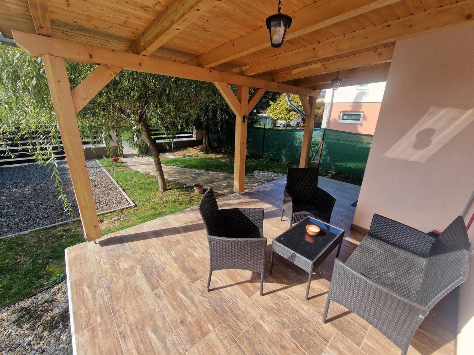 Pipacs Apartmanhaz Harkany Bagian luar foto